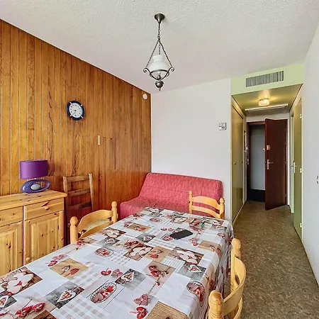4 Pers Au Pied Des Pistes Avec Balcon A La Toussuire - Fr-1-416-236 公寓
